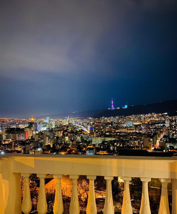 The Hilltop Skyline Hotel Tbilisi Buitenkant foto